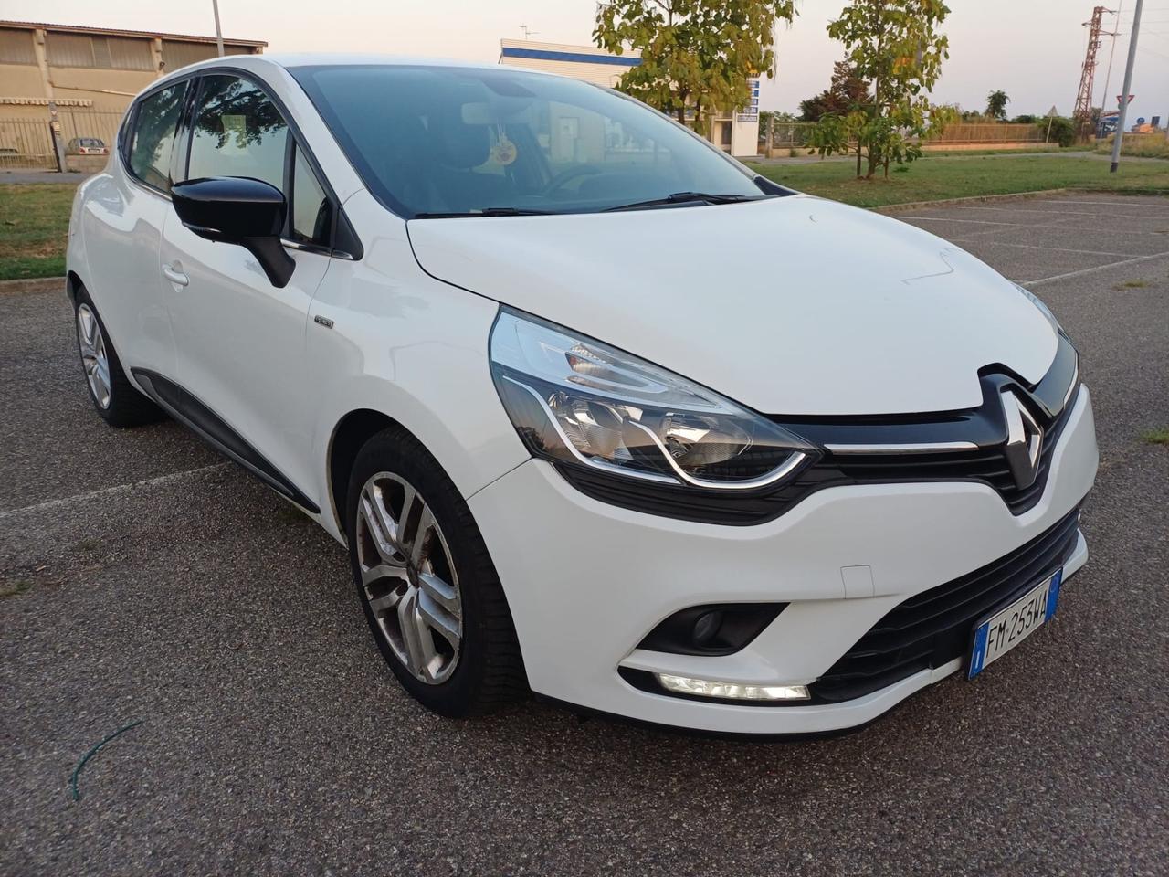 Renault Clio dCi 8V 90 CV Start&Stop 5 porte Energy Duel2