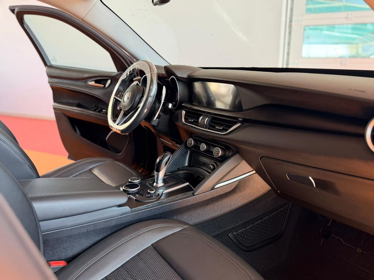 Alfa Romeo Stelvio 2.2 Turbodiesel 210 CV AT8 Q4 S