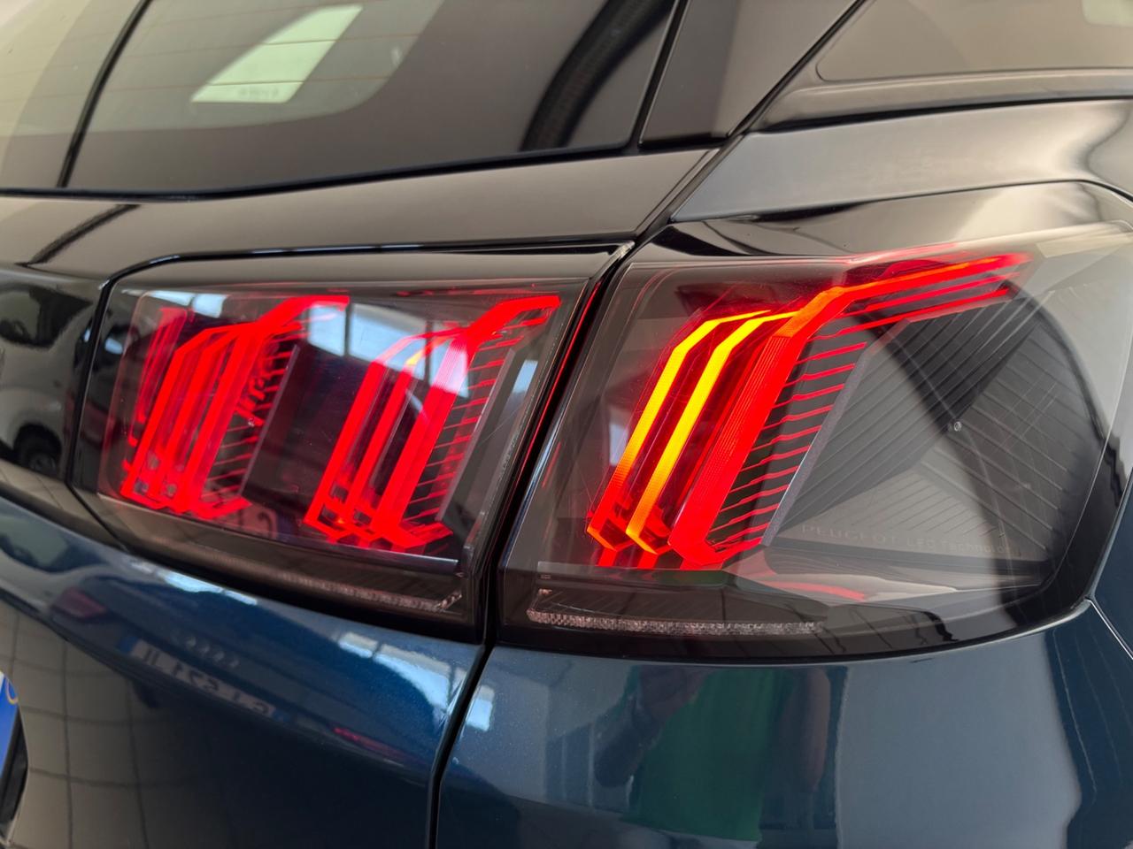 Peugeot 3008 BlueHDi 130 S&S EAT8