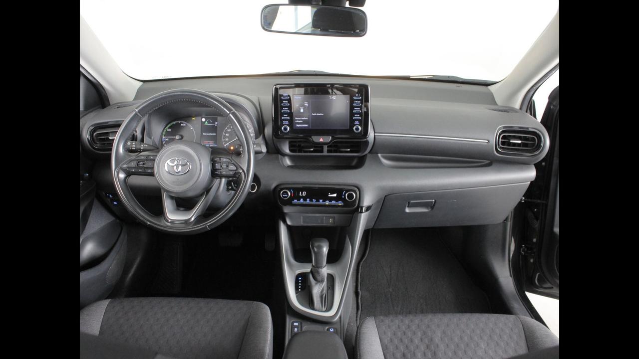 TOYOTA Yaris IV 2020 - Yaris 1.5h Business