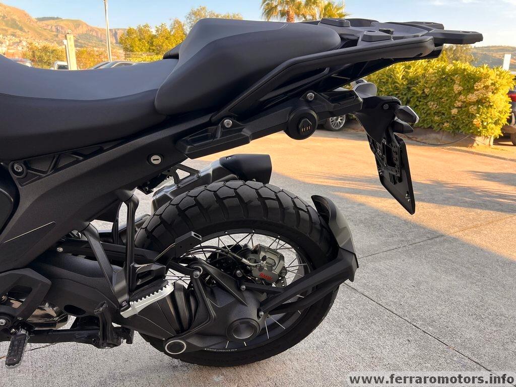 Bmw R 1300 GS triple black a 219 euro al mese senza anticipo
