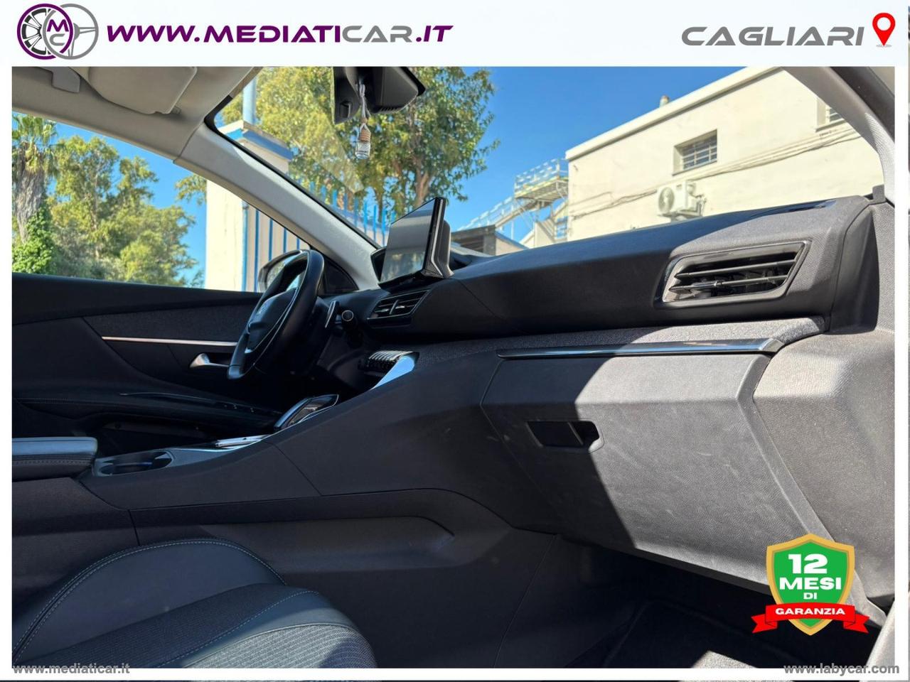 PEUGEOT 3008 Hybrid 225 e-EAT8 Allure Pack