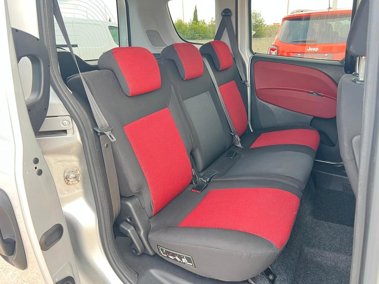 Fiat Doblo 2.0 mjt 5 posti autovettura