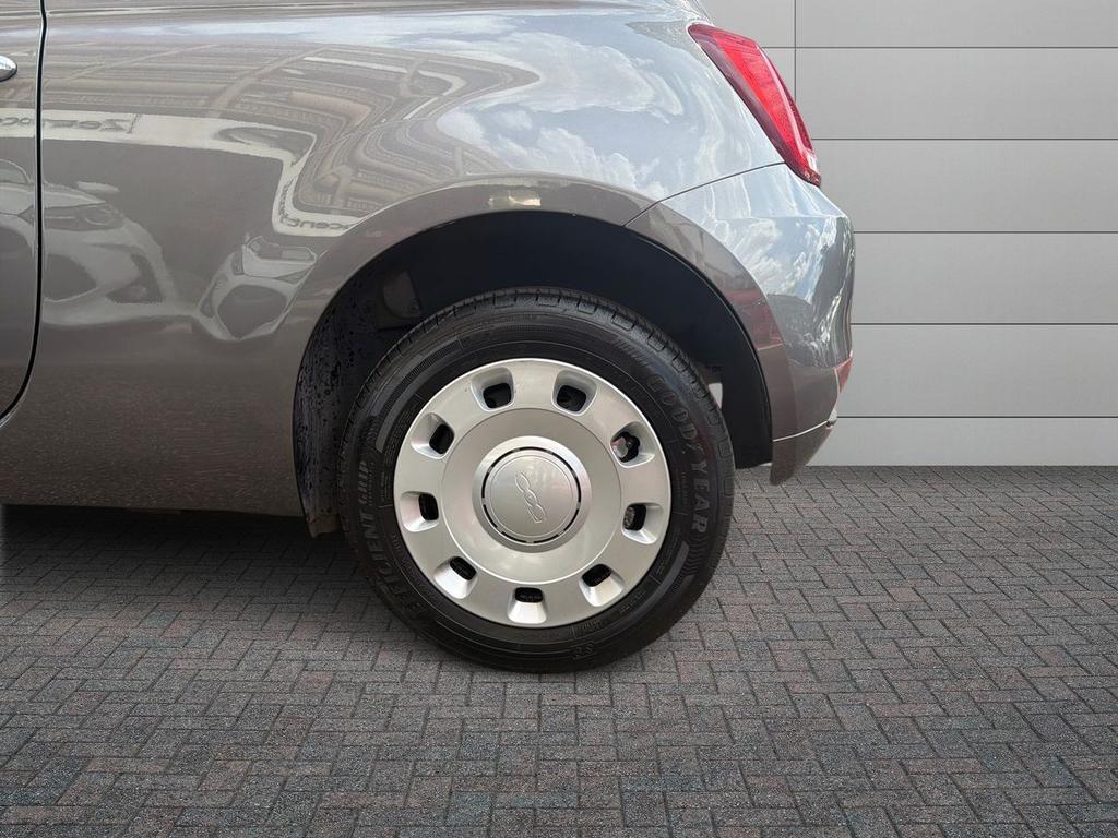Fiat 500 1.0 hybrid 70cv