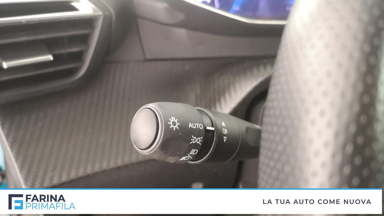 PEUGEOT 2008 II 2023 - 2008 gt hybrid 136