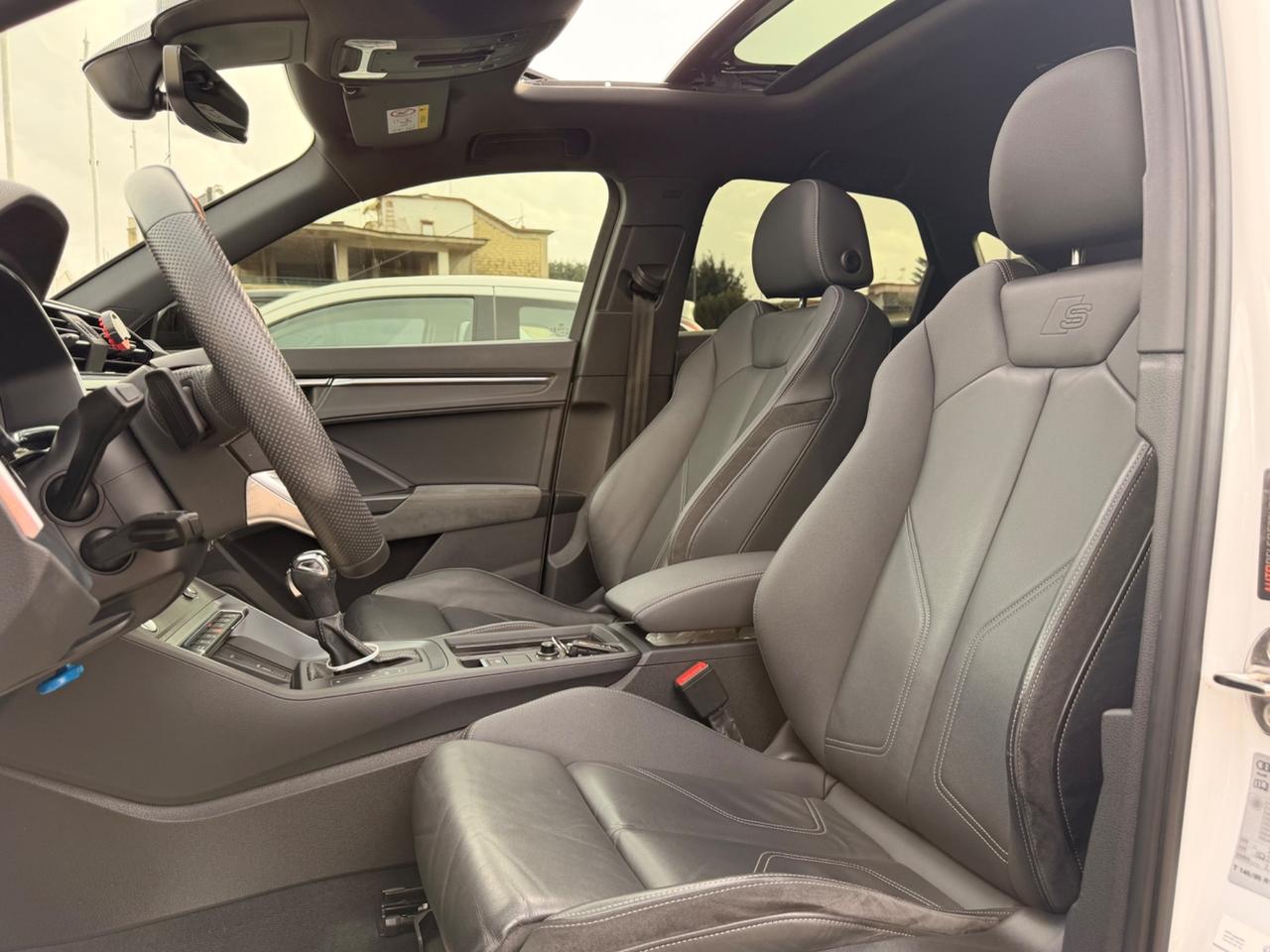 Audi Q3 35 TDI S-line edition TETTO Bang Olufsen