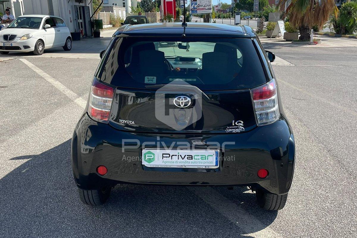 TOYOTA iQ 1.0 Sol