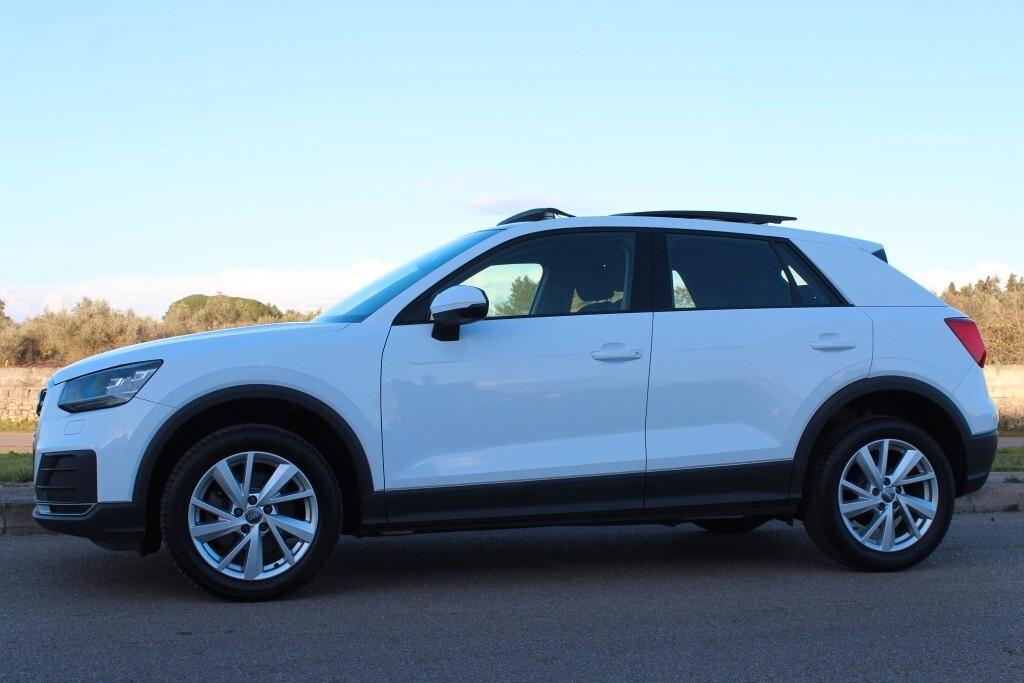 AUDI Q2 1.6 TDI 115CV *TETTO APRIBILE *CERCHI 17''