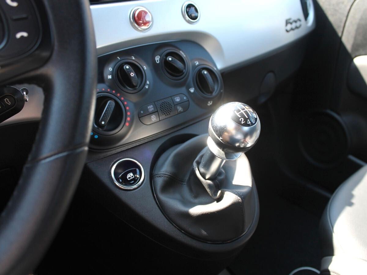 Fiat 500 C 1.0 Hybrid Connect