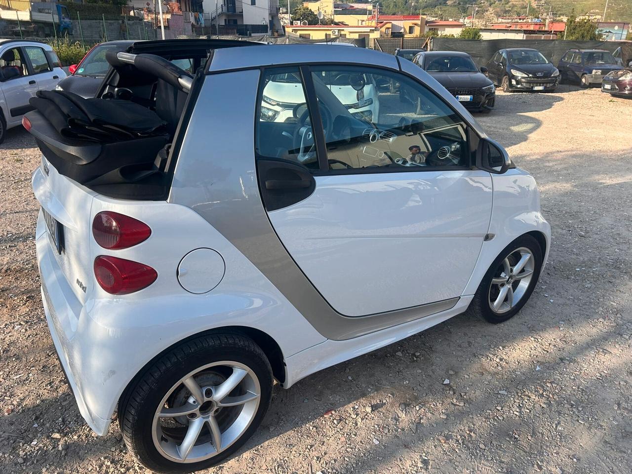 Smart ForTwo 1000 52 kW MHD cabrio passion