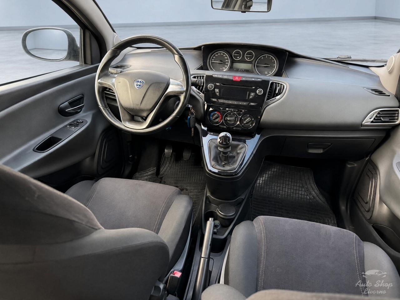 Lancia Ypsilon 1.2 69 CV 5 porte GPL Ecochic Platinum