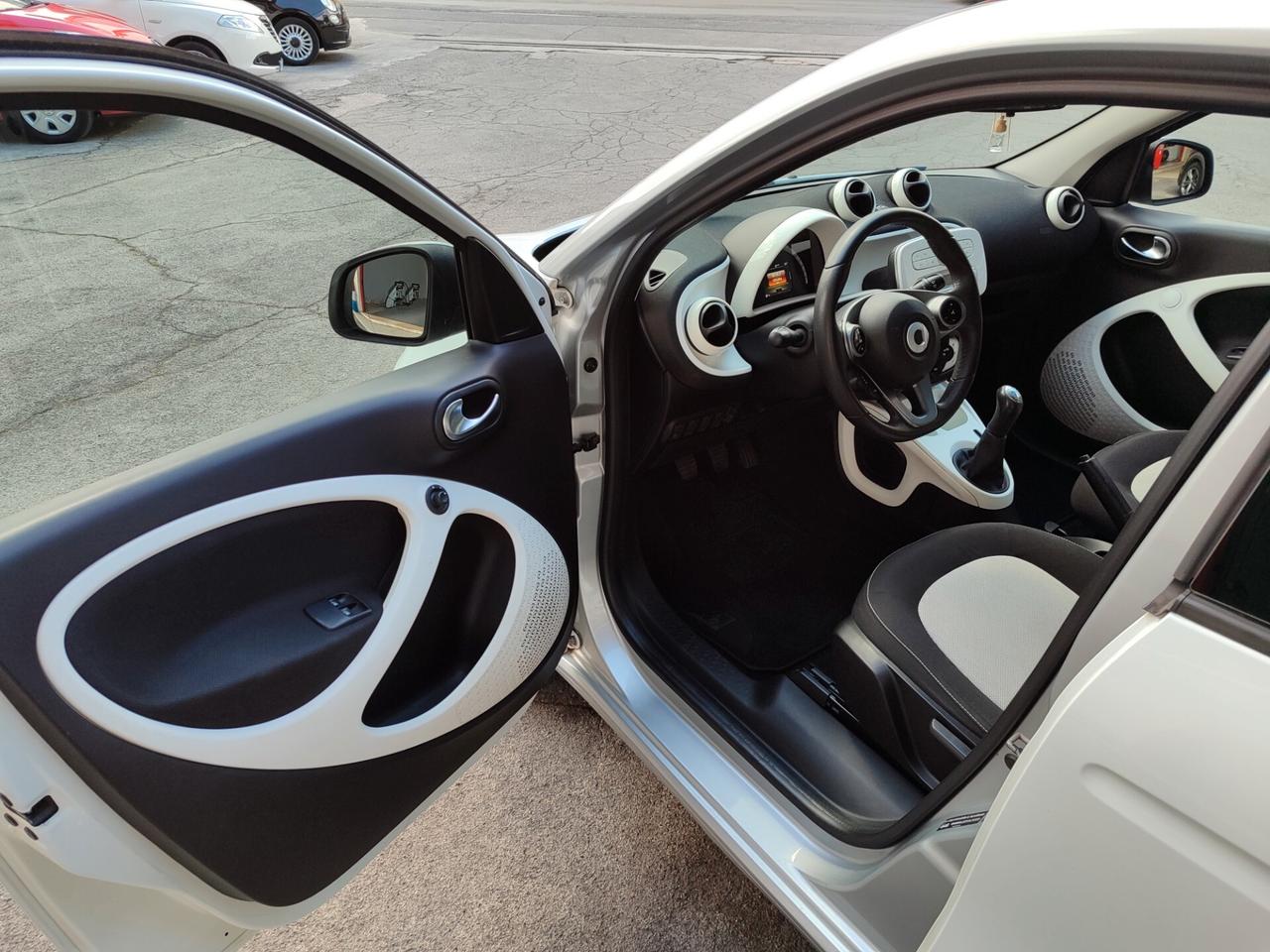 Smart ForFour 70 1.0 Passion EURO 6 2016 DA VETRINA