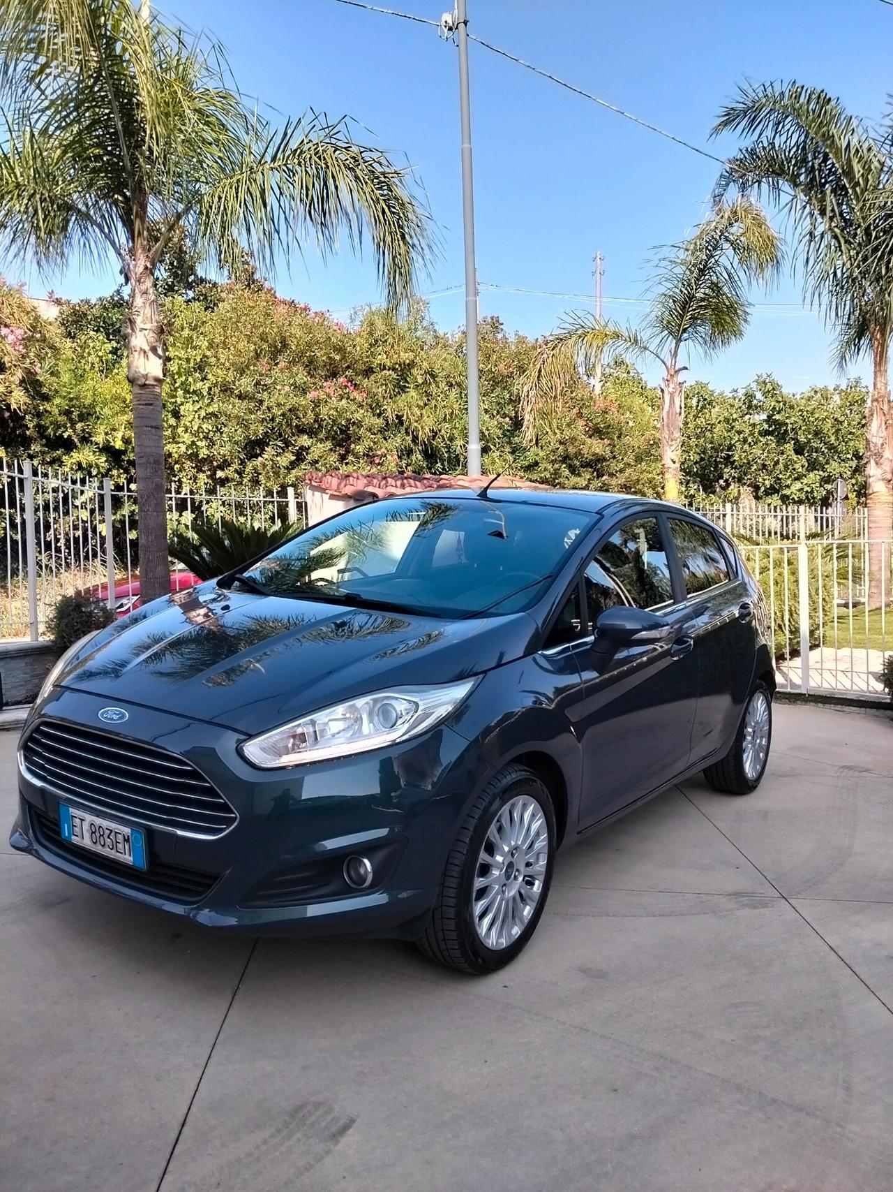 Ford Fiesta 1.5 TDCi 75CV 5 porte Titanium