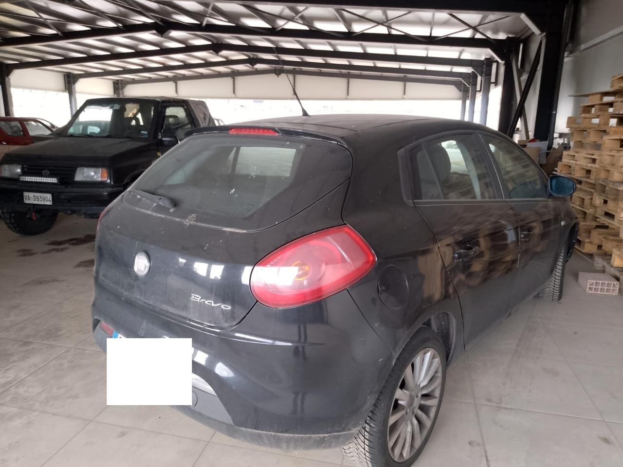 Fiat Bravo 1.6 MJT 105 CV Dynamic-DA RIFARE LA GUARNIZIONE DELLA TESTATA-NON CAMMINA