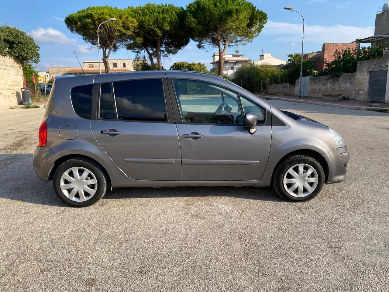 Renault Modus Grand Modus 1.6 16V Dynamique