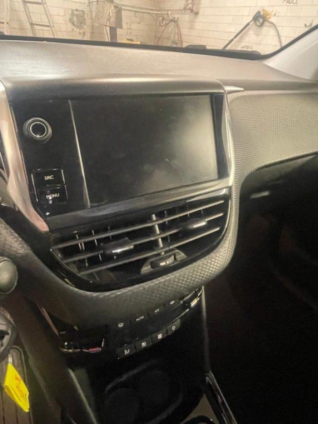 PEUGEOT 2008 1° serie PureTech 82 S&S Allure