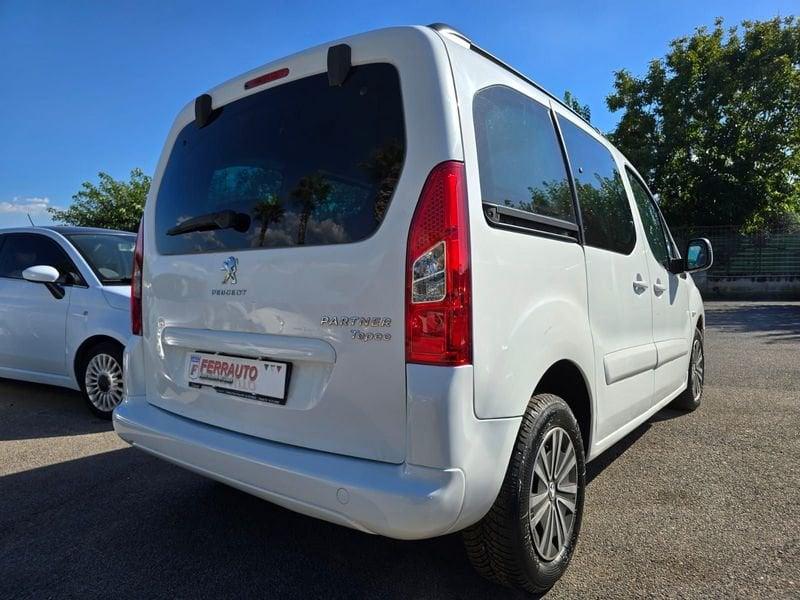 Peugeot Partner Tepee 1.6 HDi 115CV Outdoor