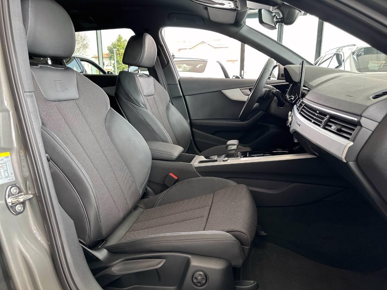 AUDI A4 AVANT 40 TDI MHEV QUATTRO S TRONIC S-LINE
