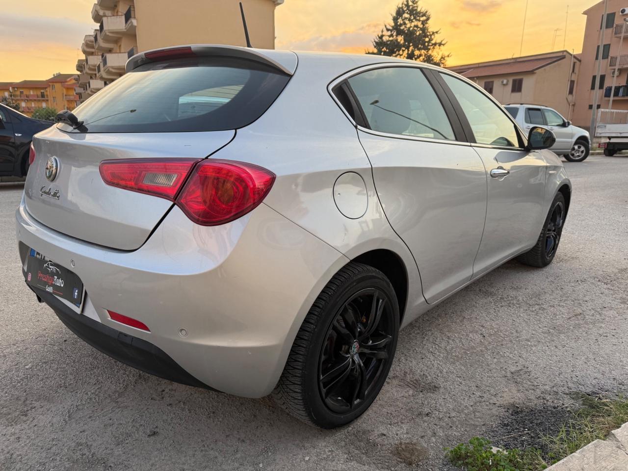 Alfa Romeo Giulietta 1.6 JTDm-2 105 CV Distinctive 2014