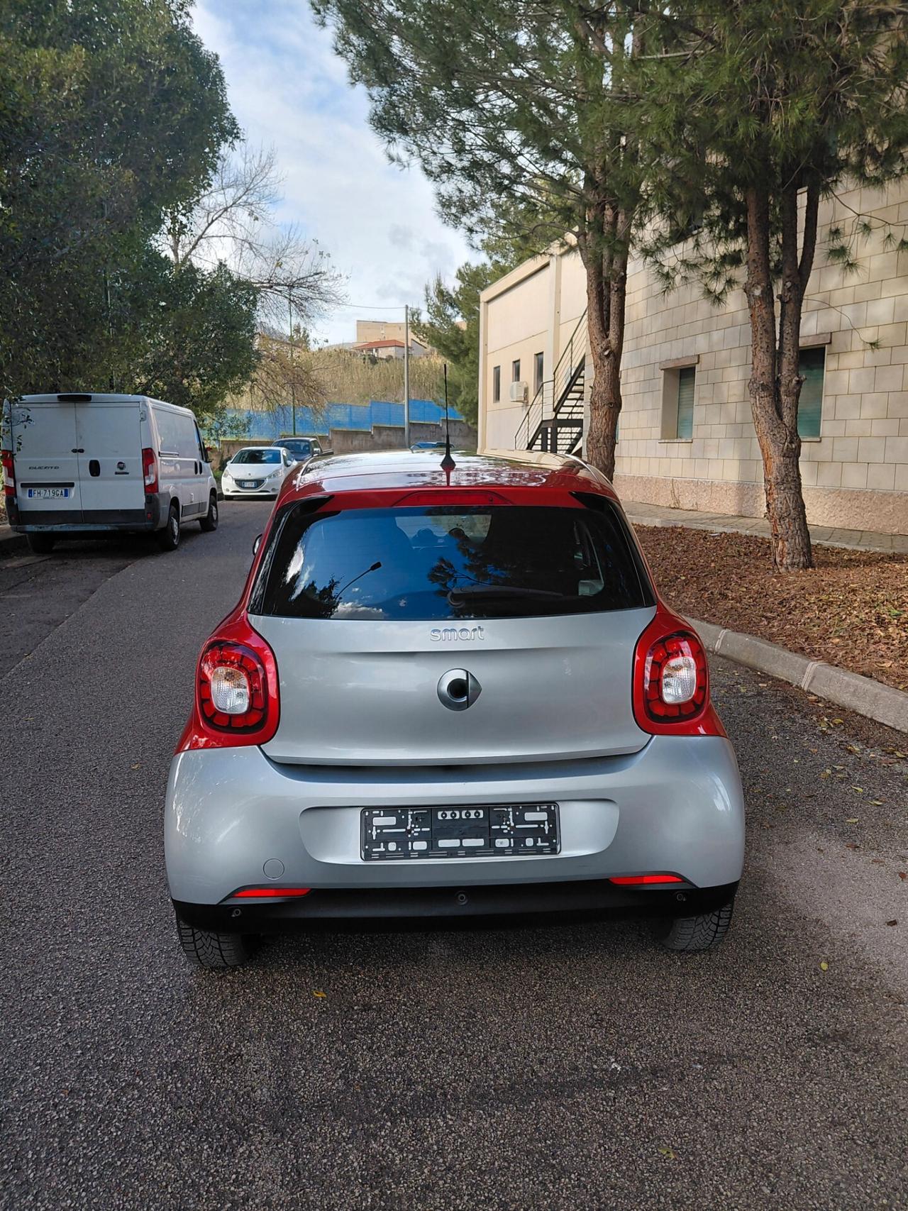 Smart ForFour 70 1.0 Passion
