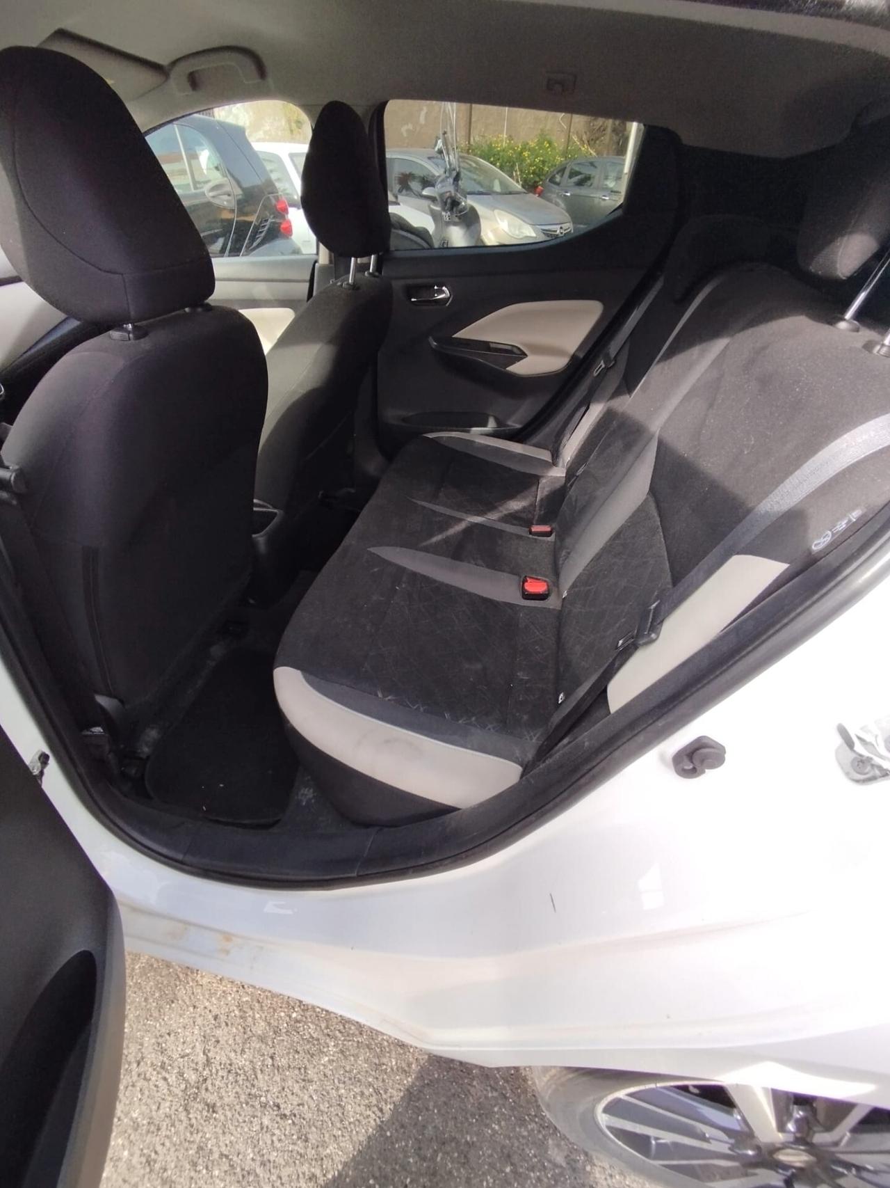 Nissan Micra 1.5 dCi 8V 5 porte Tekna 80MilaKm