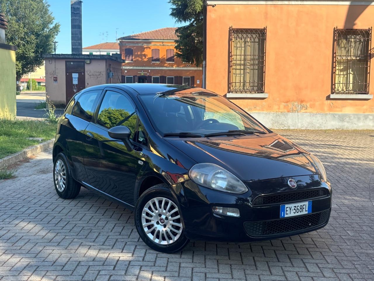 Fiat Punto 1.4 8V 5 porte Young Euro 6
