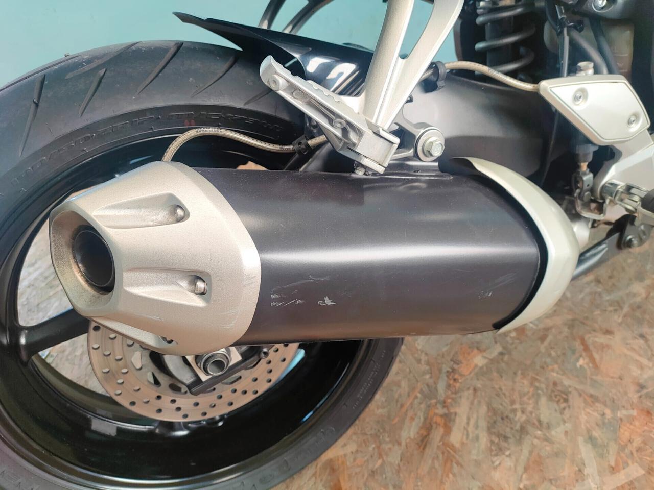 Yamaha FZ1 Fazer: la stradale sportiva e confortevole