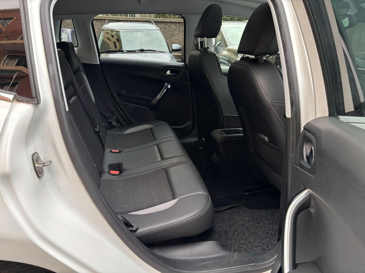 Peugeot 2008 1.6 e-HDi 92 CV Stop&Start Allure UNIPROPRIETARIO