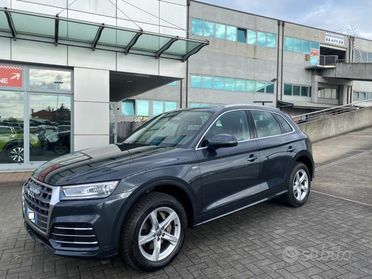 AUDI Q5 40 TDI quattro S tronic Sport