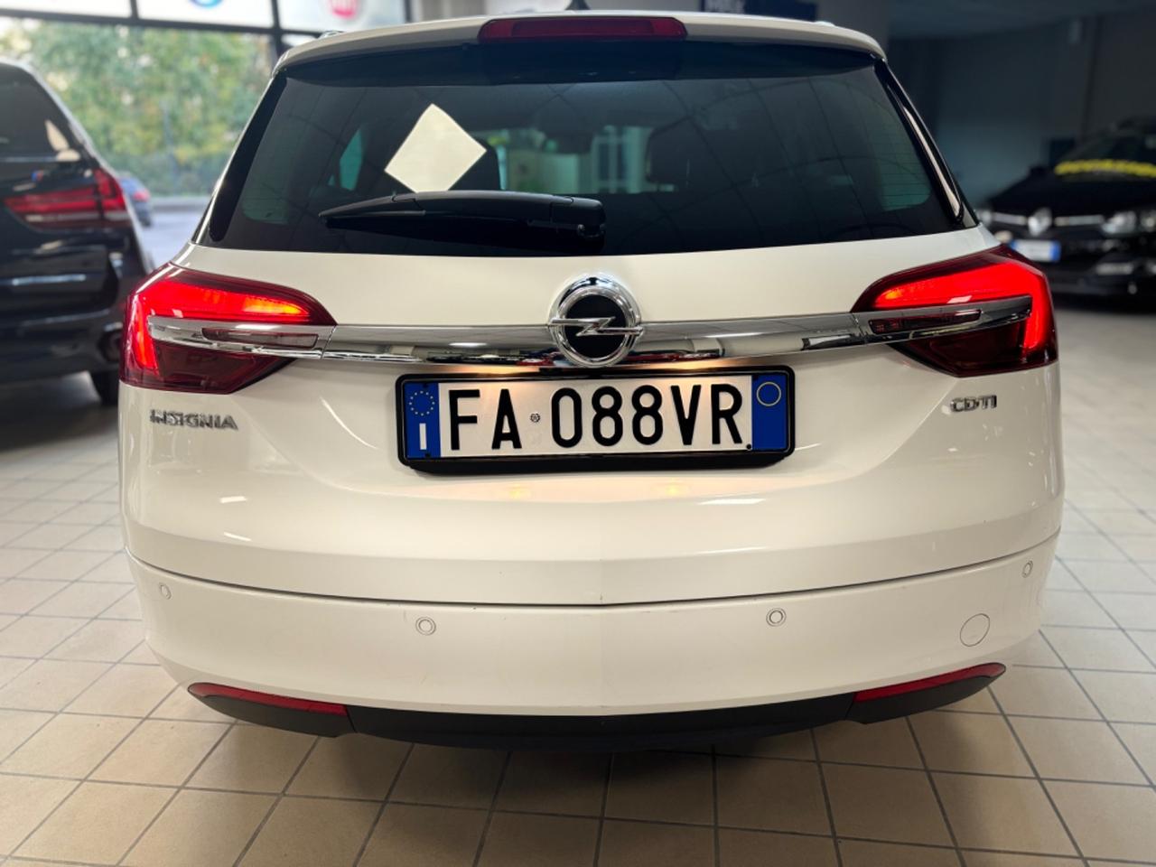 Opel Insignia 1.6 CDTI 136CV Sports Tourer aut. Cosmo