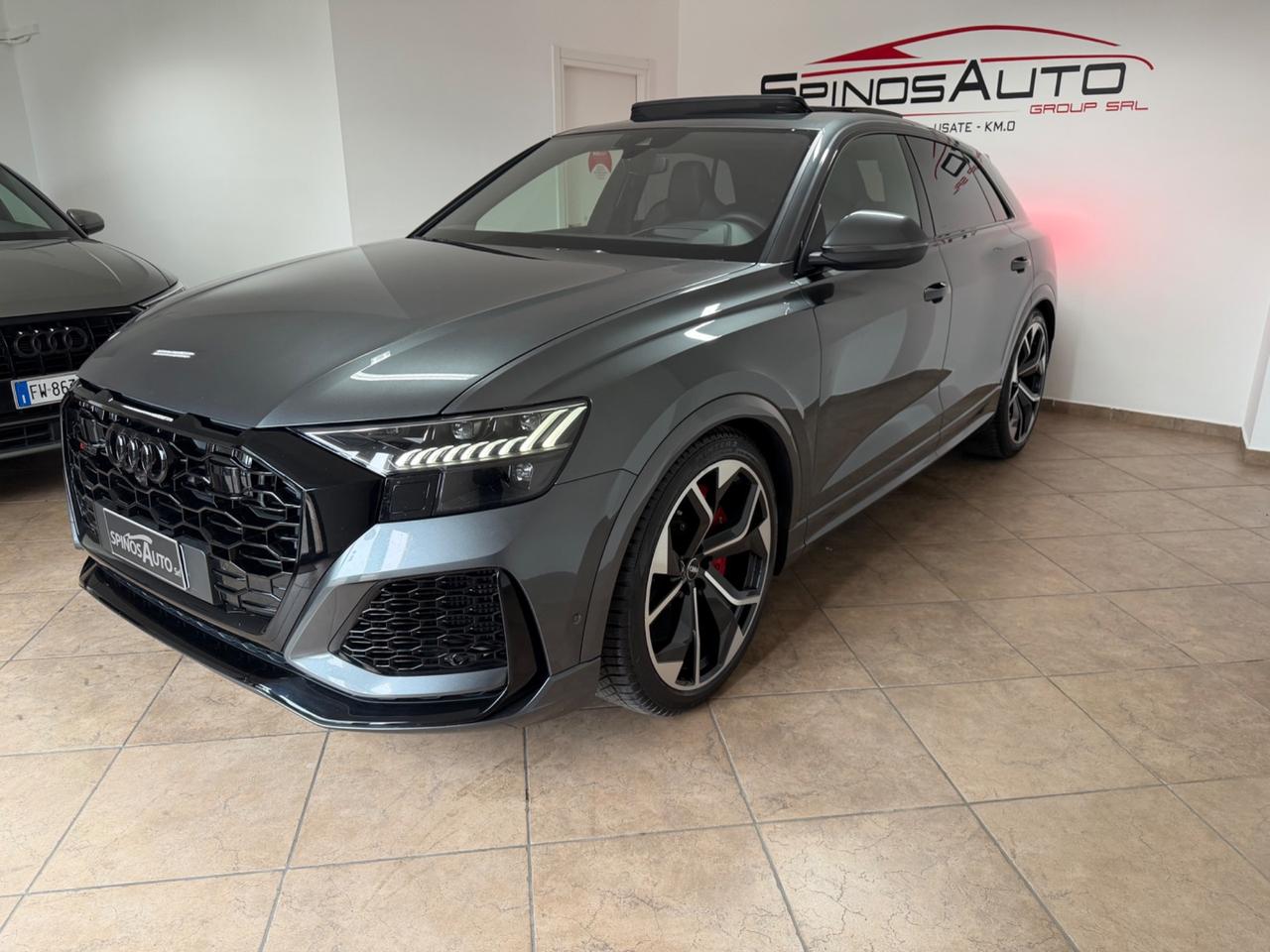 Audi Q8 RS TFSI V8 quattro tiptronic