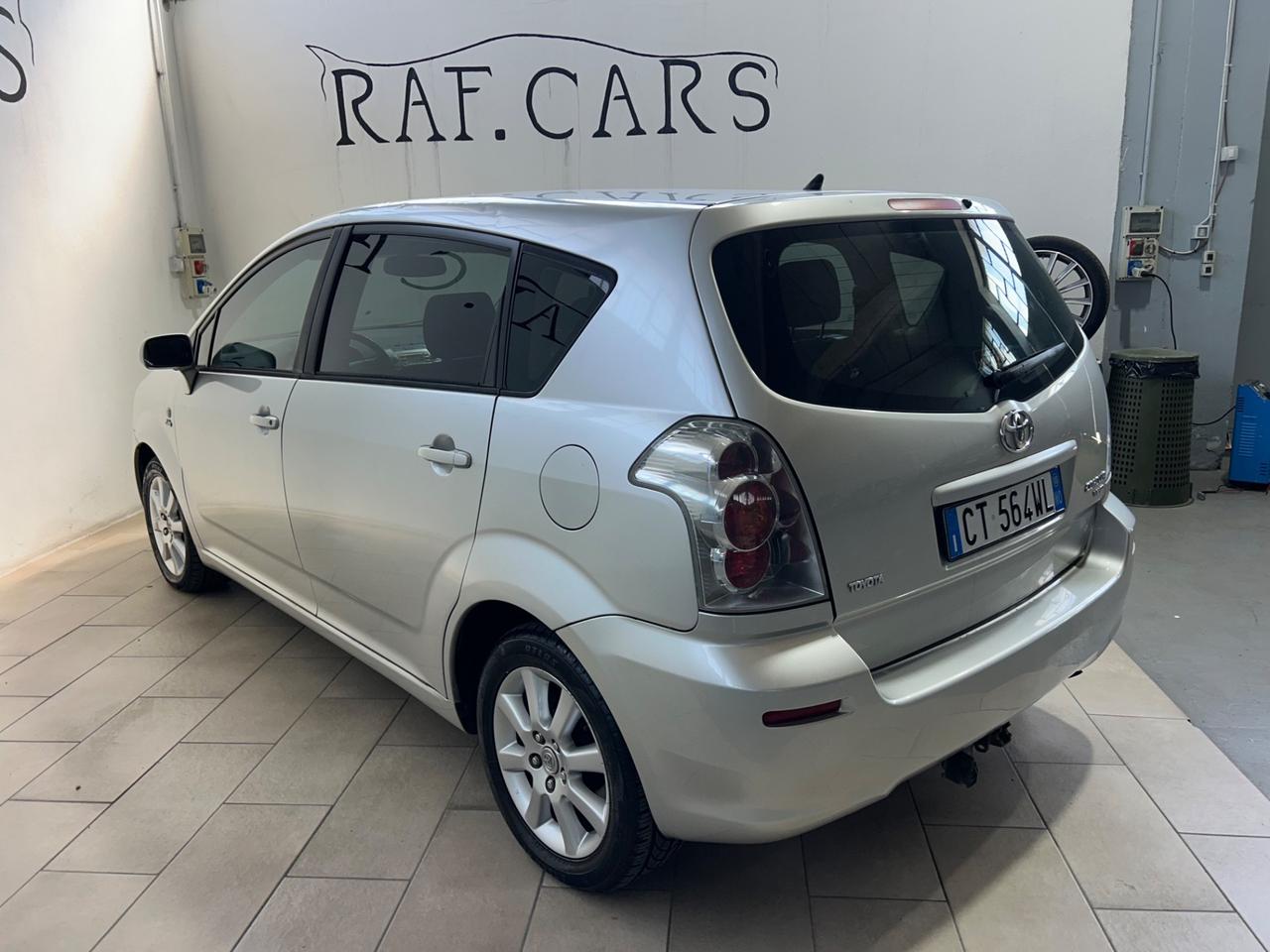 Toyota Corolla 2.0 16V D-4D 5 porte