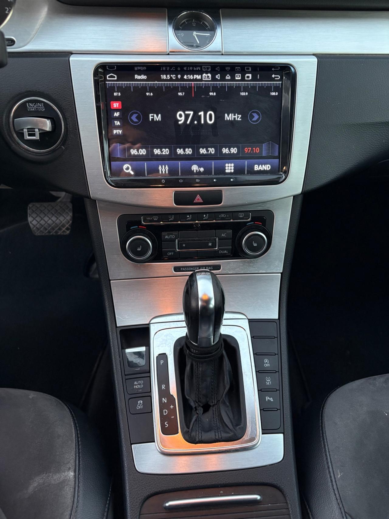 Volkswagen Passat 2.0 TDI DSG Highline BlueM. Tech.