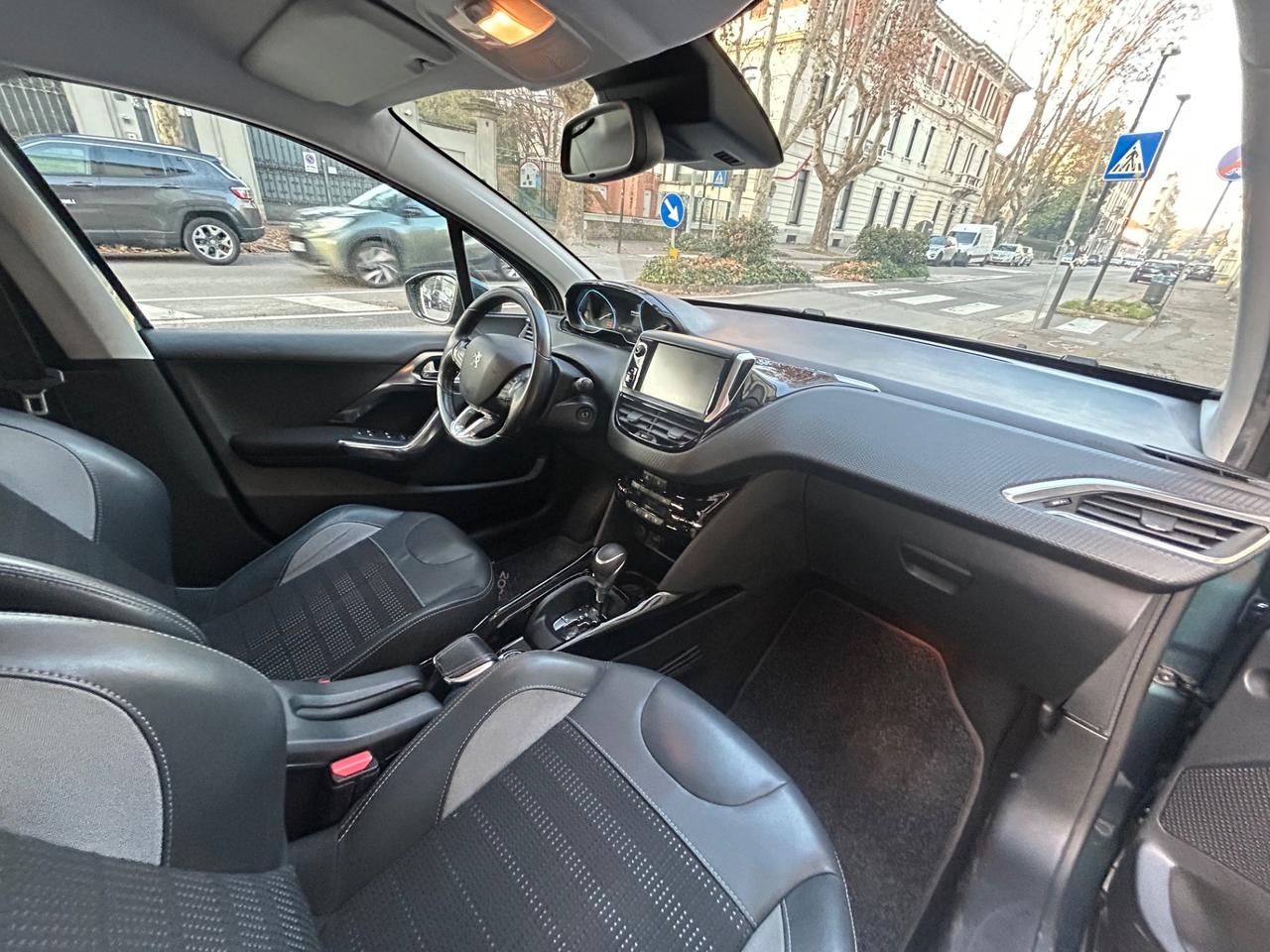 Peugeot 2008 PureTech Turbo 110 EAT6 S&S Allure