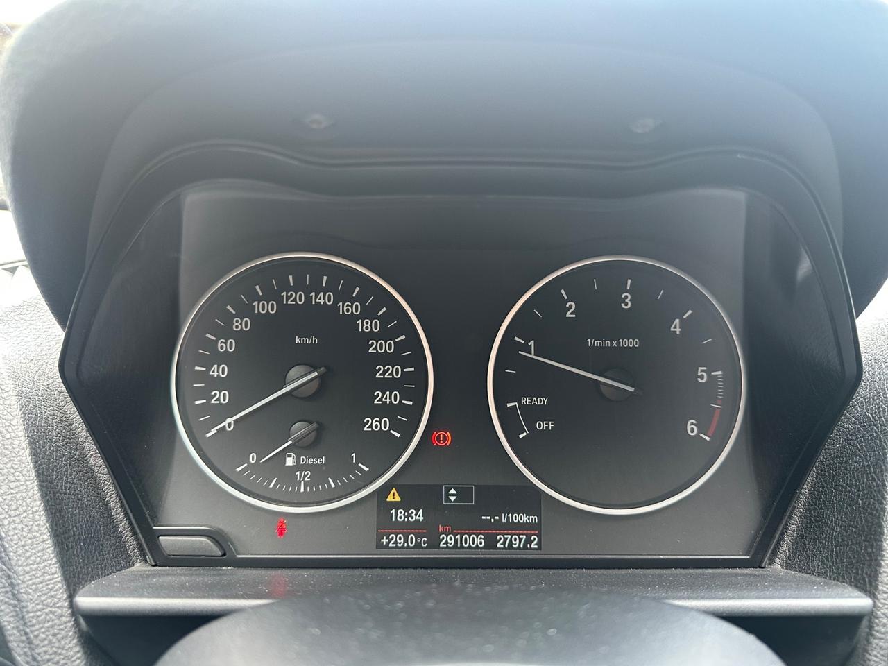 Bmw 116 116d 5p. Urban