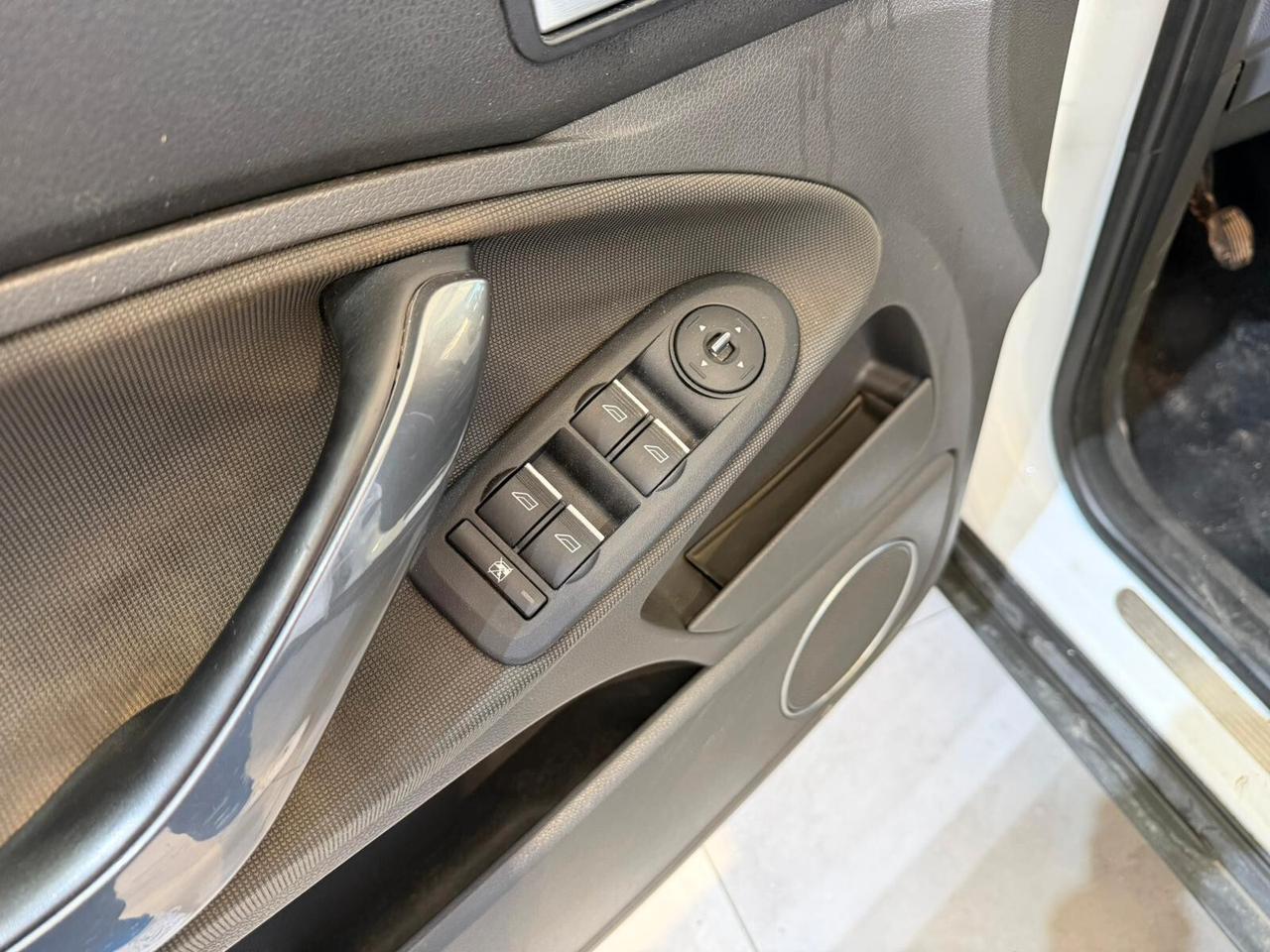 Ford Kuga 2.0 TDCi 140 CV 2WD Titanium DPF