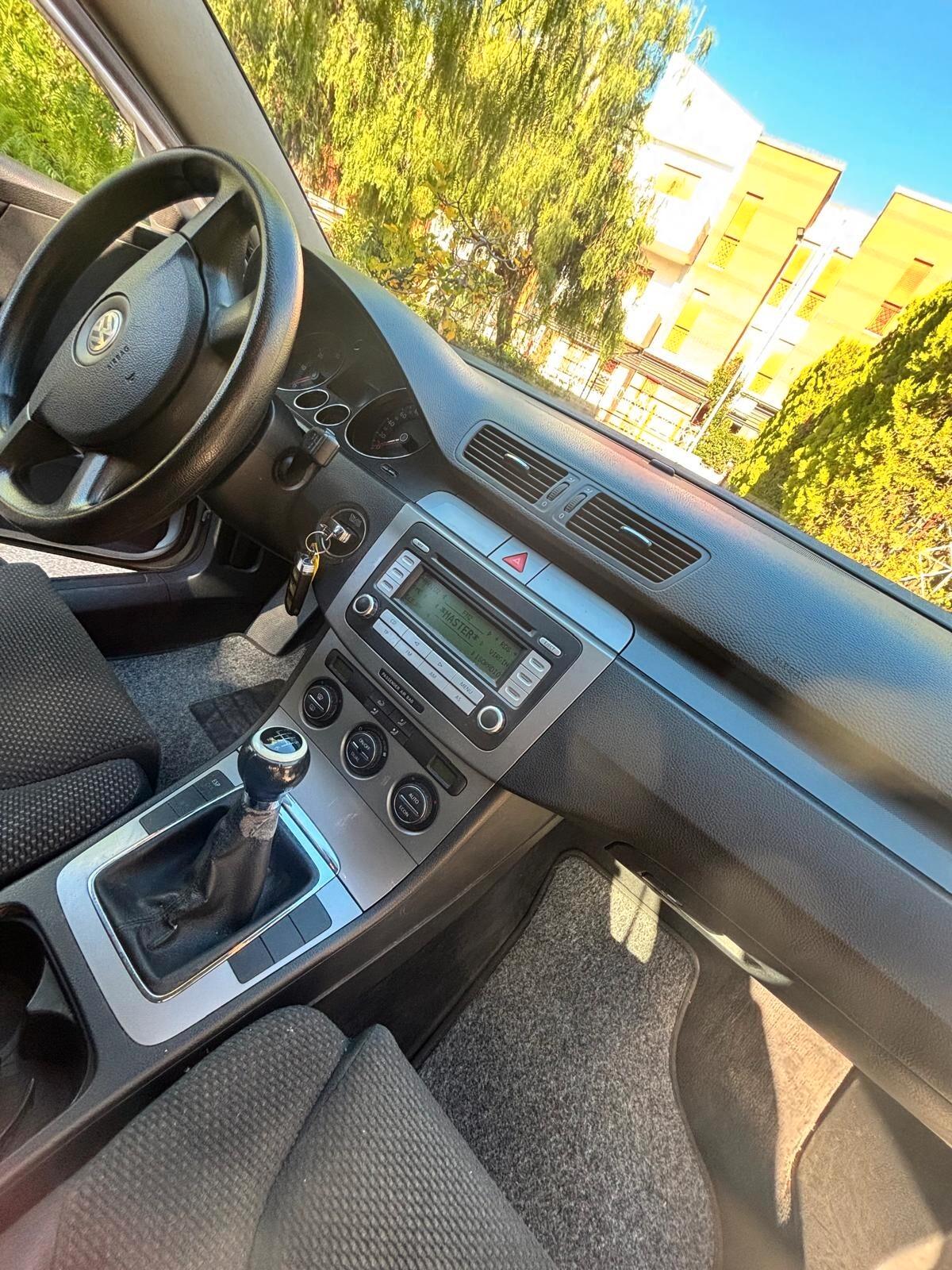 Volkswagen Passat 2.0 TDI DPF Var. Comfortline