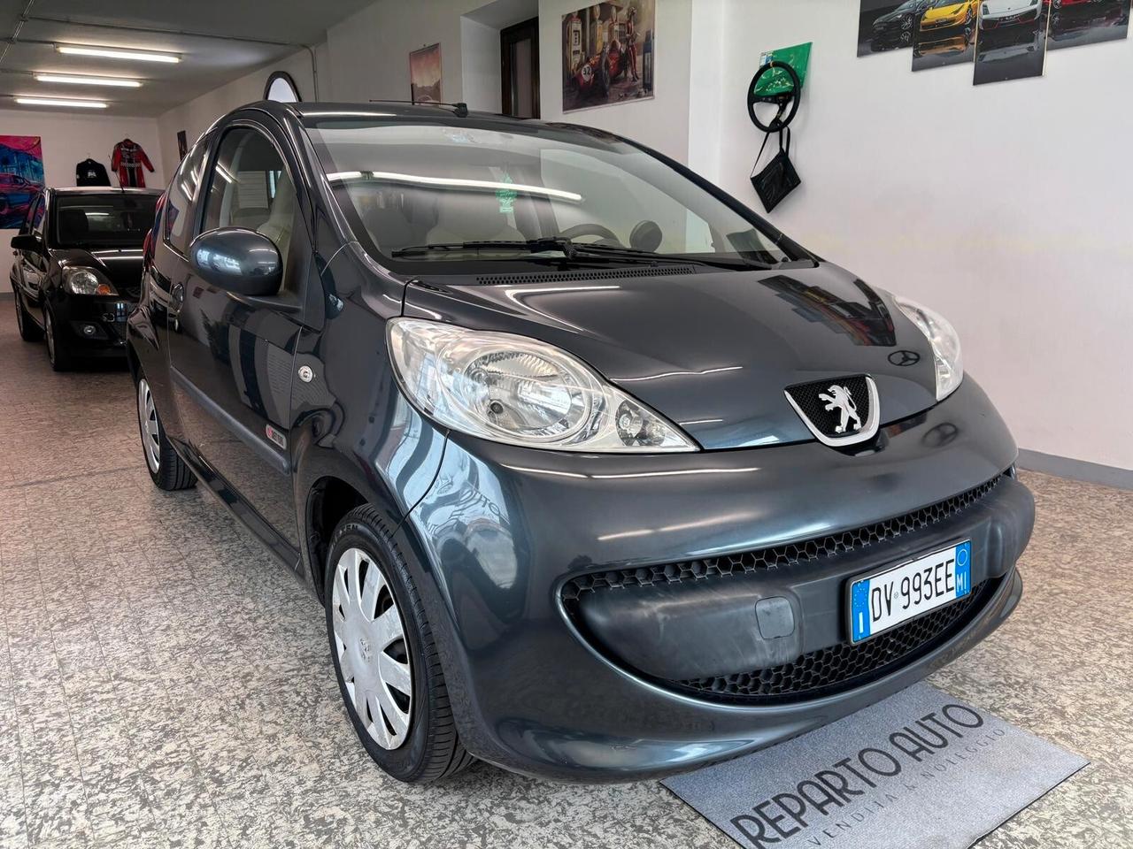 Peugeot 107 1.0 68CV 3p. Sweet Years