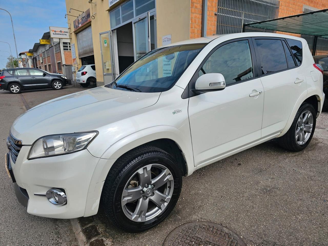 Toyota RAV4 Crossover 2.2 150cv D-Cat Executive*Pelle*Navi*Unipro*