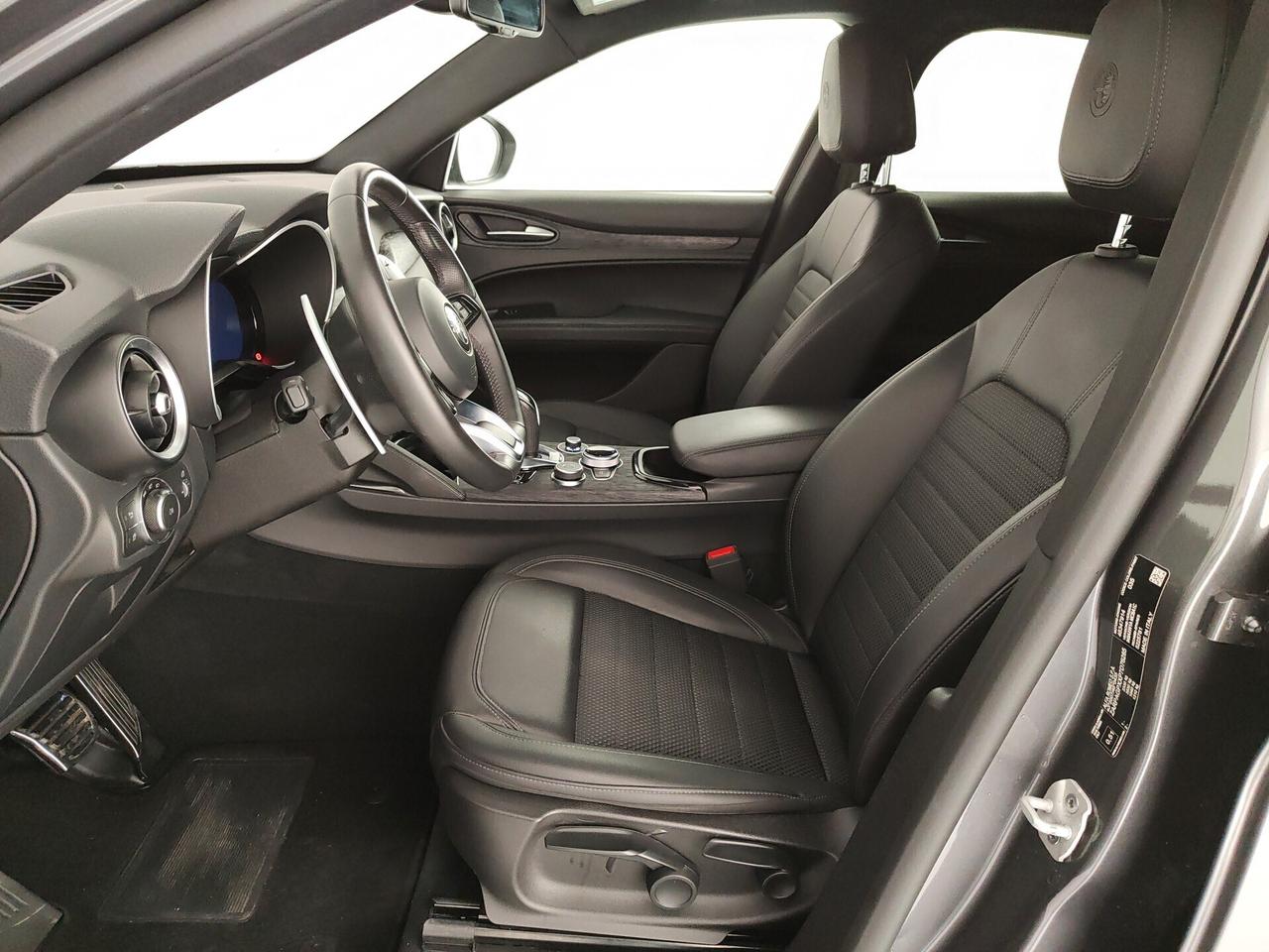 Alfa Romeo Stelvio 2.2 Turbodiesel 160 CV AT8 RWD Sprint