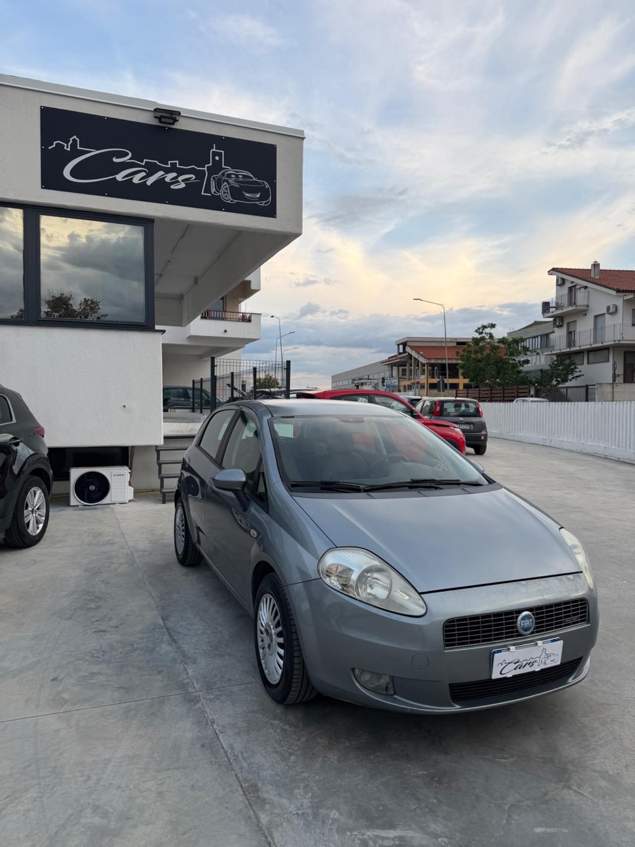 Fiat Grande Punto 1.3 MJT 75 CV 5 porte Dynamic