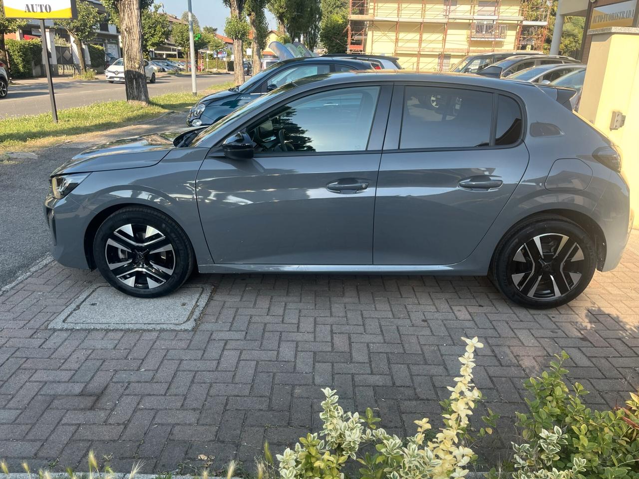 Peugeot 208 PureTech 100 Stop&Start 5 porte Allure
