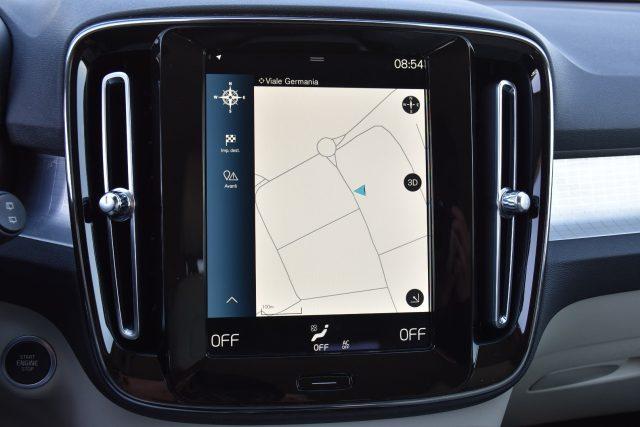VOLVO XC40 T4 Recharge Plug-in Hybrid Inscription Expression