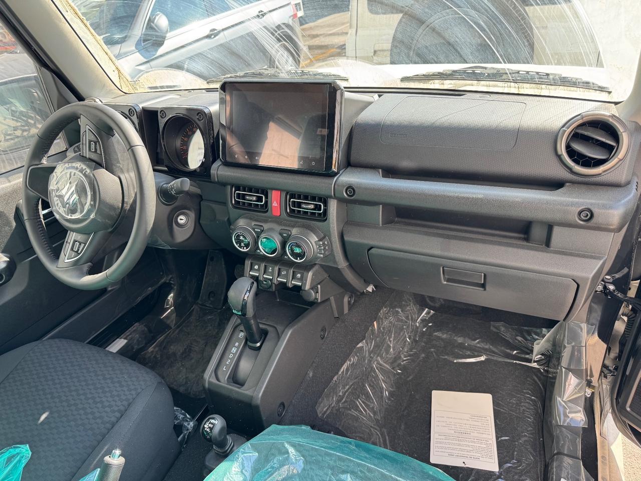 Suzuki Jimny 1.5 automatico 5 porte