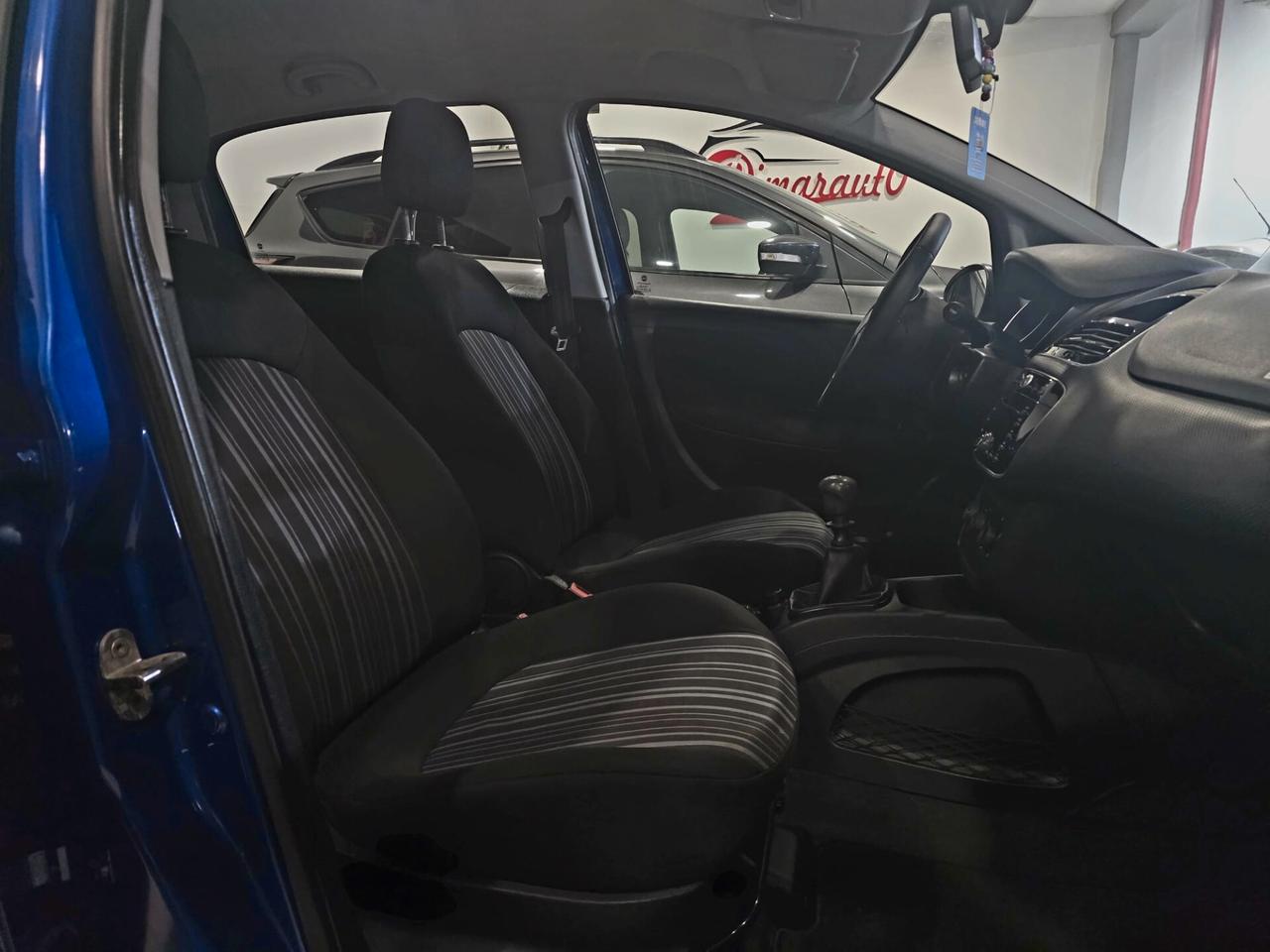 FIAT PUNTO 1.2 BENZINA DEL NORD ITA 2011