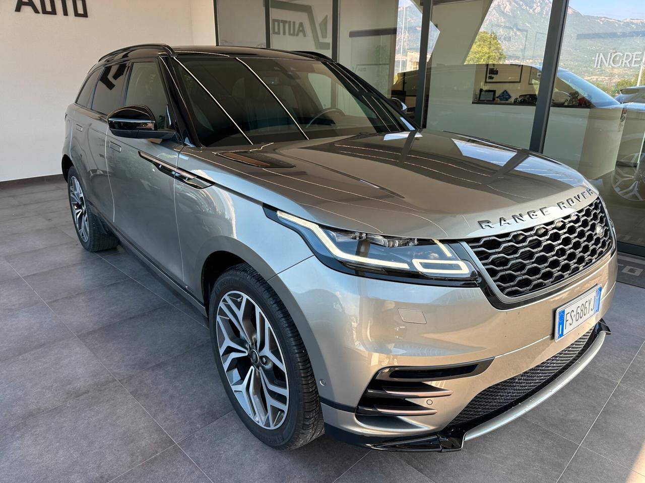 Land Rover Range Velar 2.0D I4 240 CV R-Dynamic SE