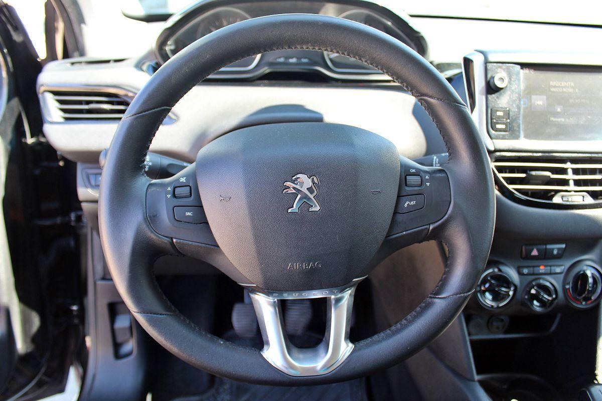 PEUGEOT - 208 - PureTech 82 3p. GPL Access
