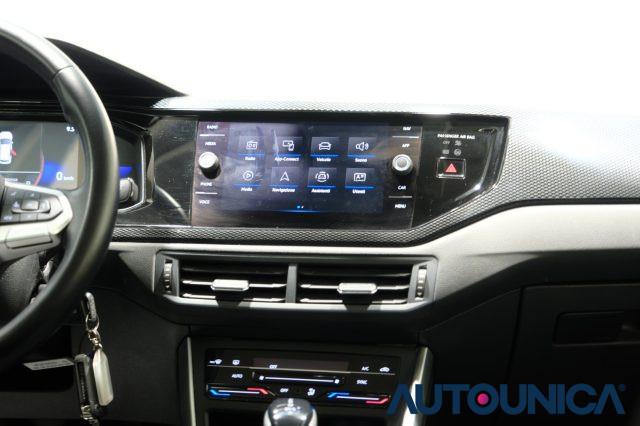 VOLKSWAGEN Polo 1.0 TSI DSG LIFE AUTOMATICA NEOPATENTATI