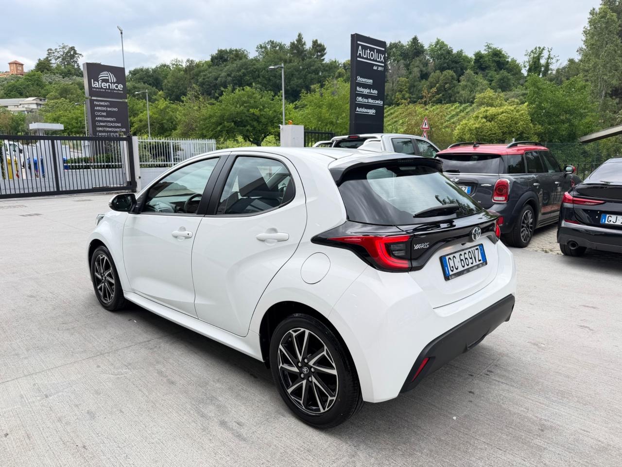 Toyota Yaris 1.0 5 porte Trend