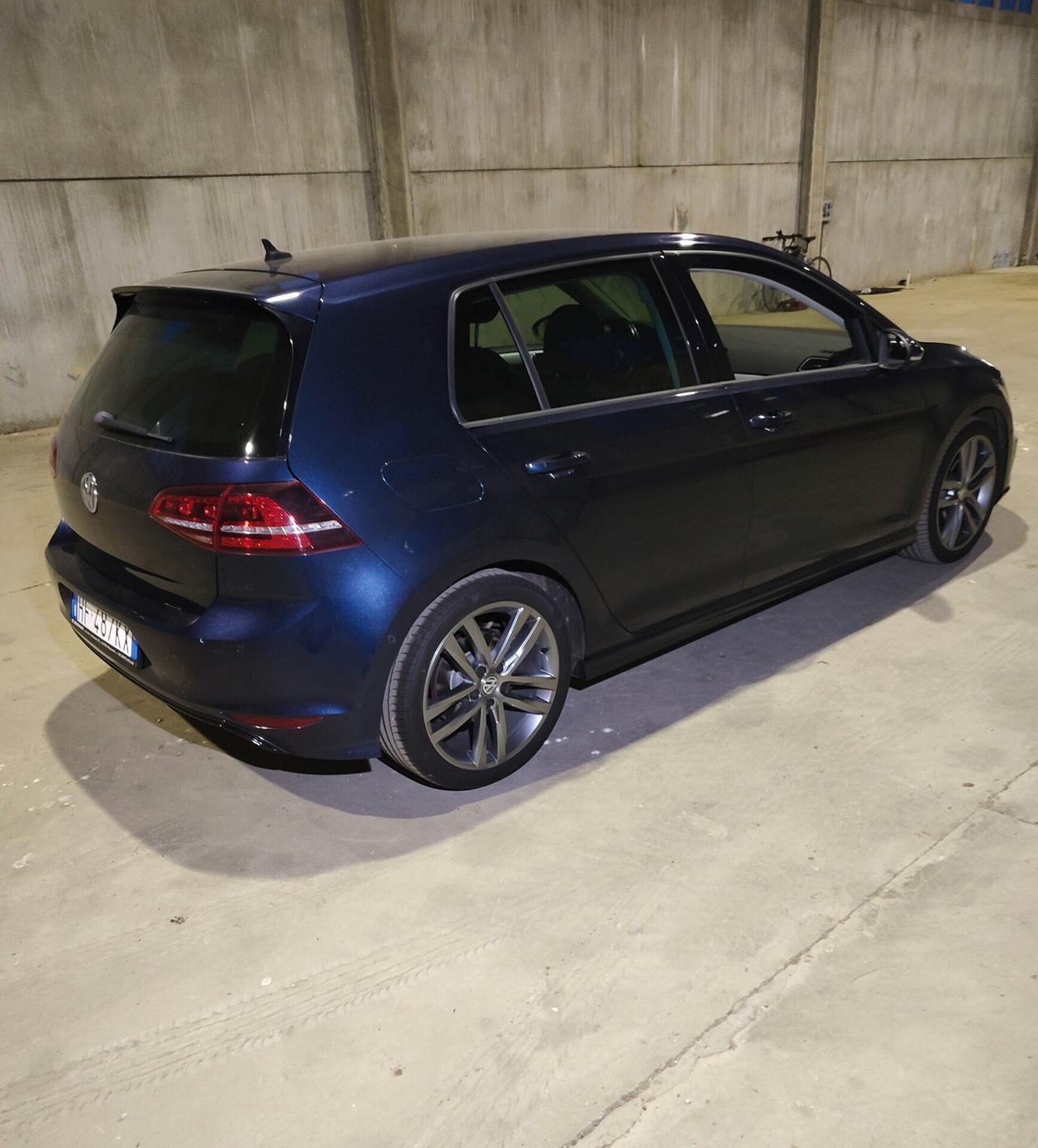 Volkswagen Golf 1.4 TSI 150 CV 5p. Highline R-Line